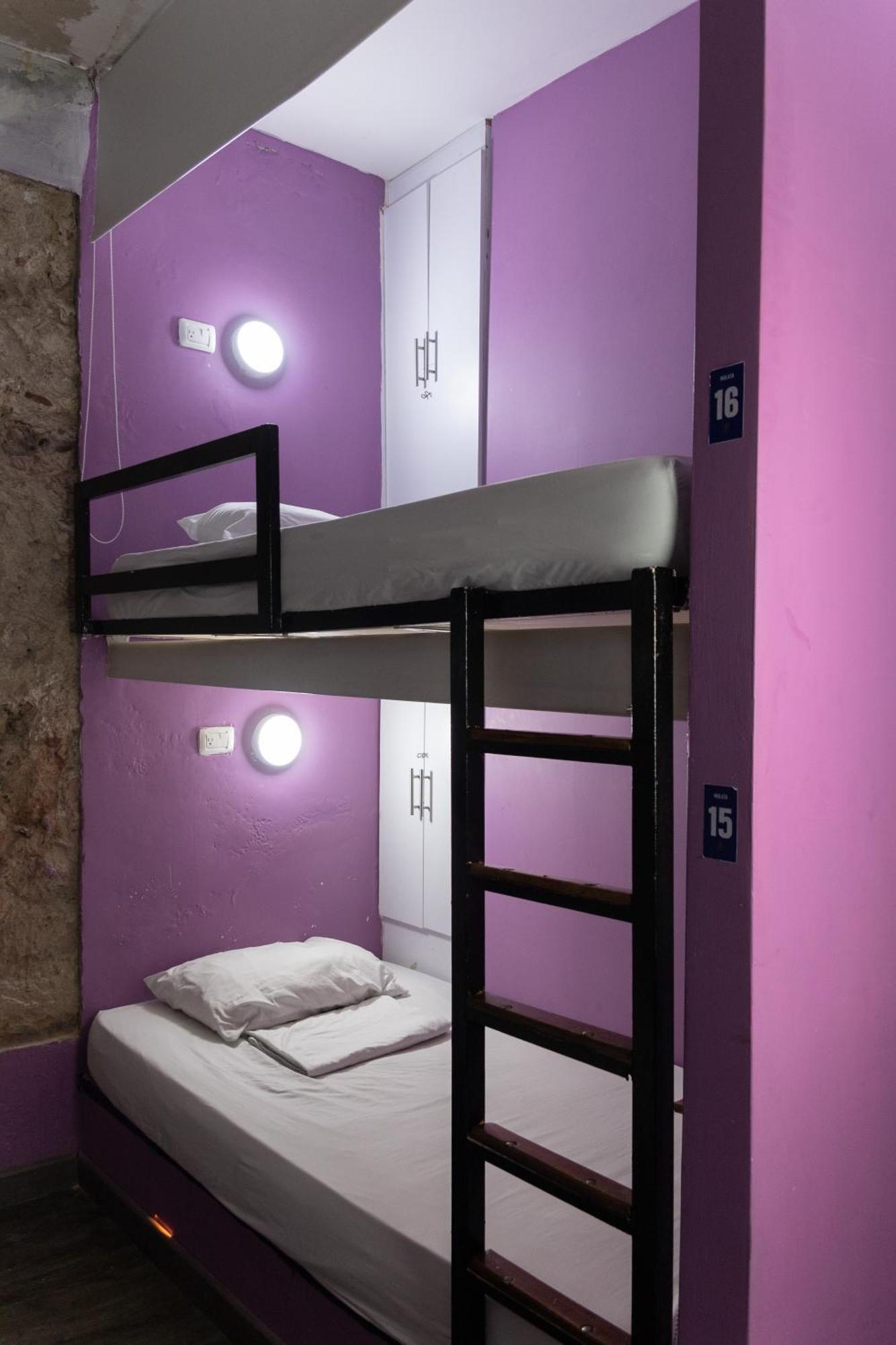 Seven Nights Hostel Cartagena Номер фото